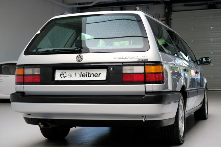  Volkswagen Passat VR6 Variant Satinsilber Metallic (B3) 1992 года  (фото 8 из 51)